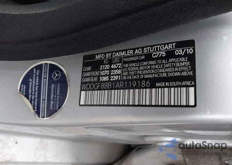 2010 Mercedes-Benz C 300 Luxury 4Matic/Sport 4Matic из США, поврежденный, VIN WDDGF8BB1AR119186